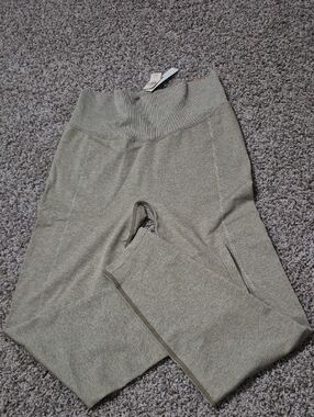 PINK Victoria's Secret Heathered Olive Green Leggings